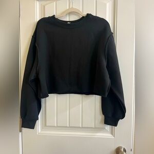 Amazhiyu Women Fleece Raw Hem Cropped Sweatshirt